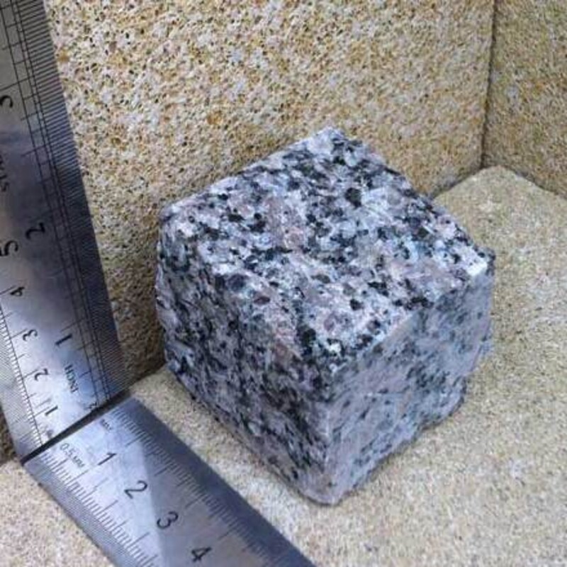 Гранитная брусчатка Возрождение 50*50*50 колотая, м2