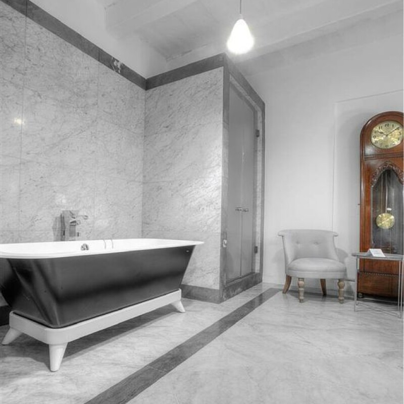 Гранитная плитка BIANCO CARRARA 305*305*10, м2