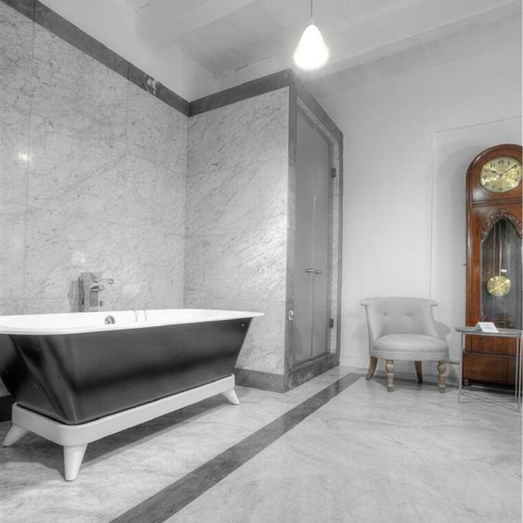 Мрамор BIANCO CARRARA плитка 600*300*20 м2