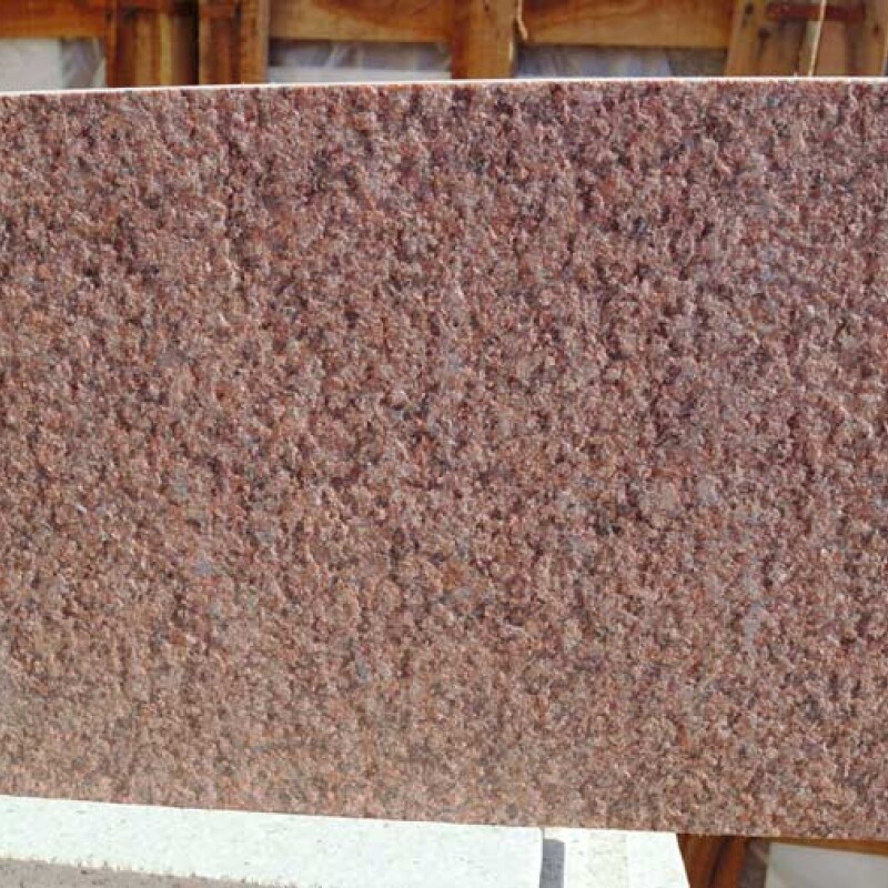 Гранитная плитка Imperial Red 600*300*30 термо, м2
