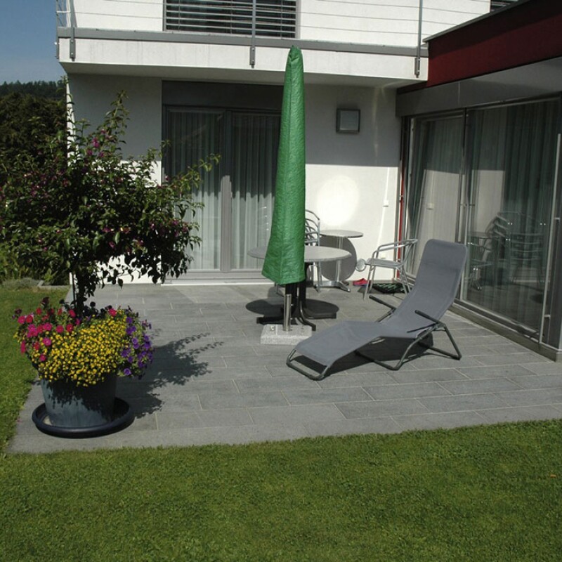Гранитная плитка Sesame Black 600*300*30 термо, м2