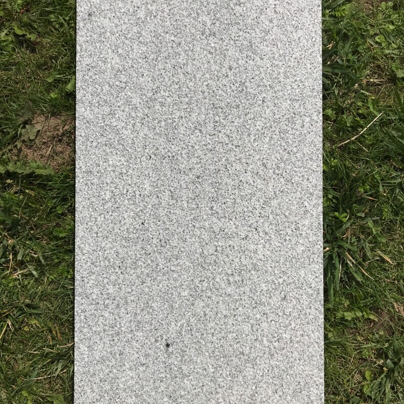 Гранит Цветок Урала плитка 600*600*30 м2