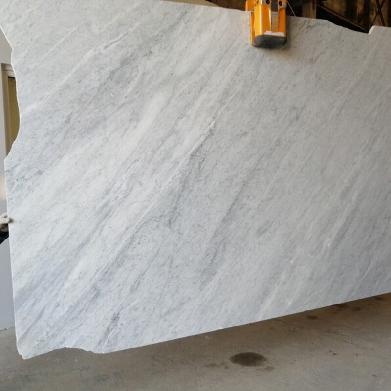 Слэб мраморный Bianco Carrara C (Бьянка Каррара С) 20 мм (Италия)