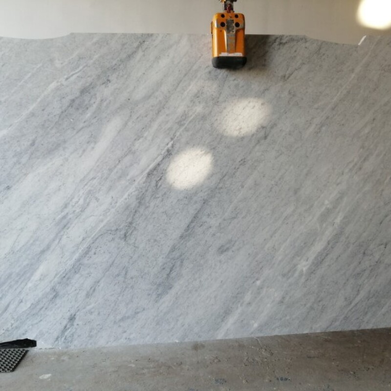 Слэб мраморный Bianco Carrara C (Бьянка Каррара С) 20 мм (Италия)