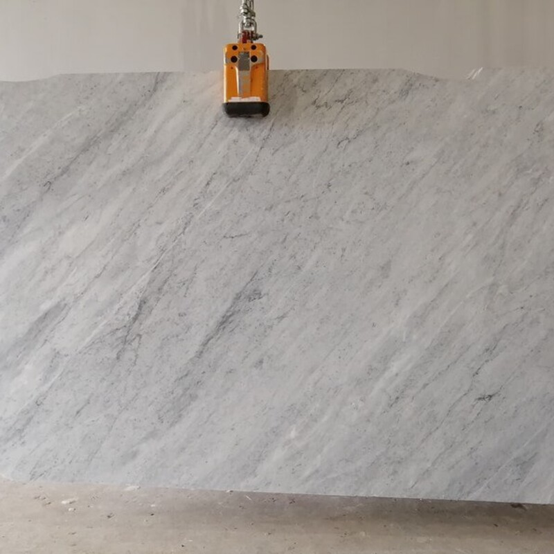 Слэб мраморный Bianco Carrara C (Бьянка Каррара С) 20 мм (Италия)