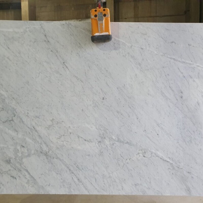 Слэб мраморный Bianco Carrara C (Бьянка Каррара С) 20 мм (Италия)