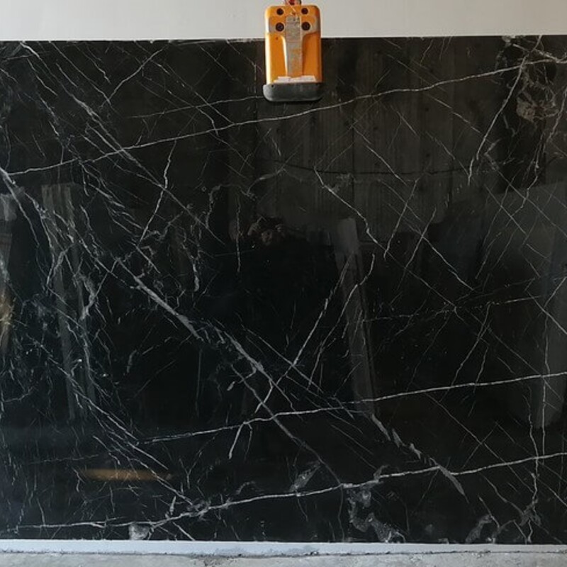 Слэб мраморный Negro Marquina (Неро Марквина) 30 мм (Испания)