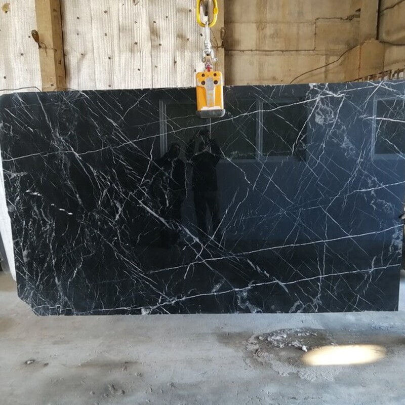 Слэб мраморный Negro Marquina (Неро Марквина) 30 мм (Испания)