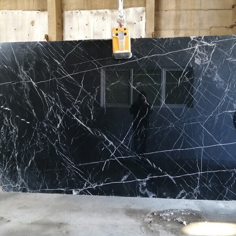 Слэб мраморный Negro Marquina (Неро Марквина) 30 мм (Испания)