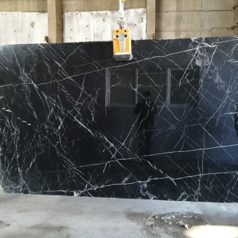Слэб мраморный Negro Marquina (Неро Марквина) 30 мм (Испания)