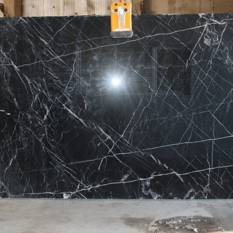 Слэб мраморный Negro Marquina (Неро Марквина) 30 мм (Испания)
