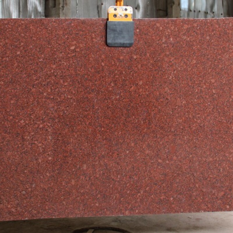 Слэб гранитный New Imperial Red (Нью Империал Ред) 20 мм (Индия)