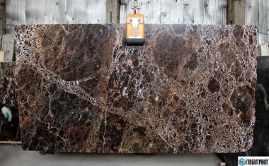 emperador-dark-gold-mramor-2.jpg