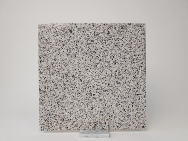 Гранитная плитка 305*305*10 мм. Гранит Bianco Cristal (Испания), серый, натуральный камень